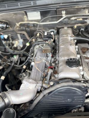 Xe Ford Everest 2.5L 4x4 MT