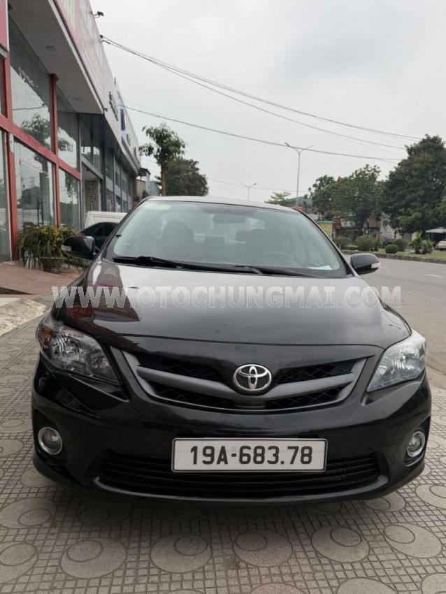 Xe Toyota Corolla altis 2.0V