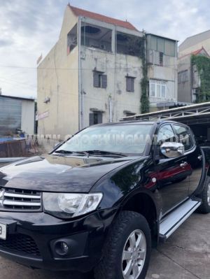 Mitsubishi Triton-GLX 4x2 MT