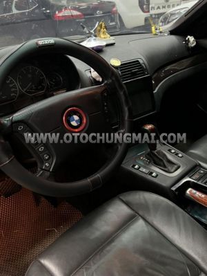 Xe BMW 3 Series 325i