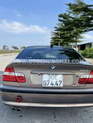 Xe BMW 3 Series 325i