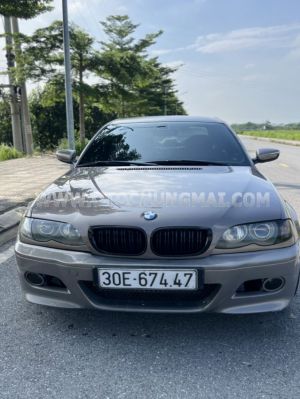Xe BMW 3 Series 325i