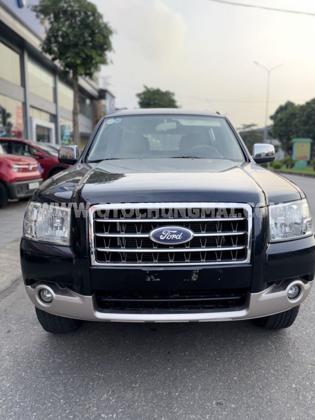 Xe Ford Everest 2.5L 4x4 MT