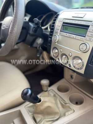 Xe Ford Everest 2.5L 4x4 MT