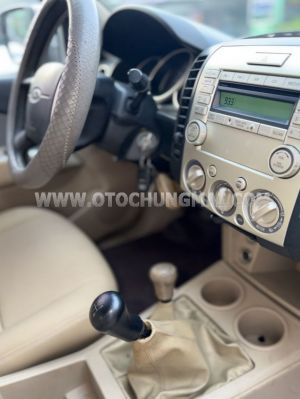 Xe Ford Everest 2.5L 4x4 MT