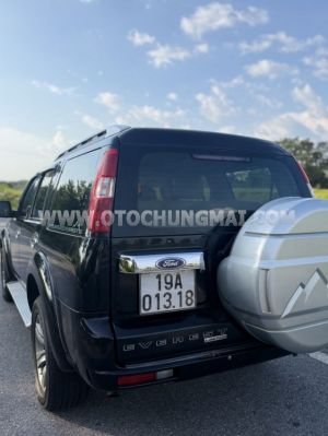 Xe Ford Everest Limited 2.5L 4x2 AT