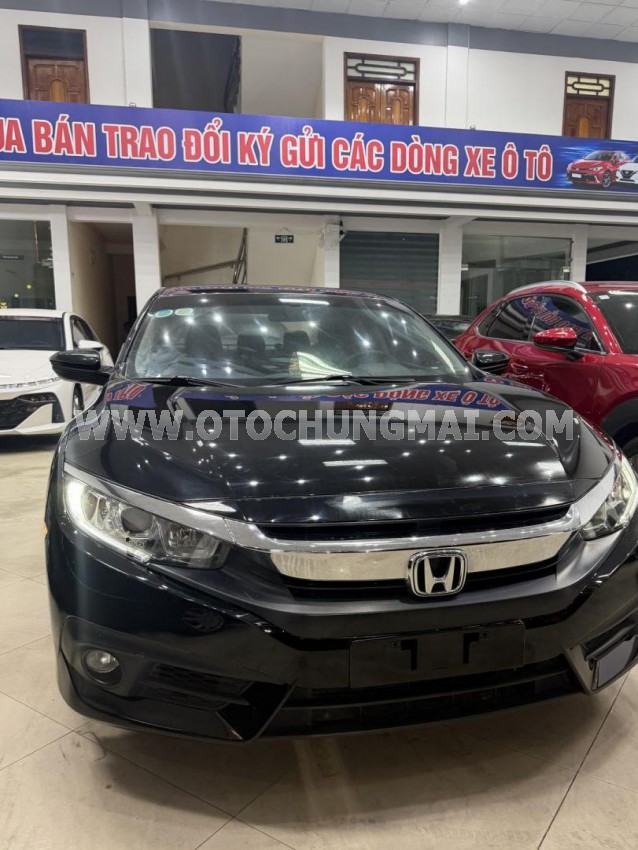 Xe Honda Civic 1.8 E