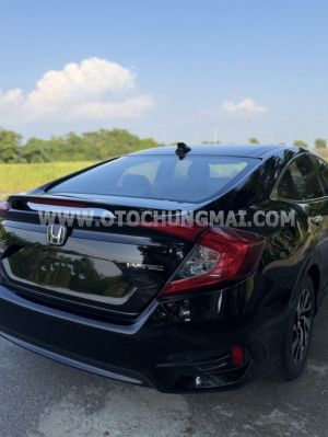 Xe Honda Civic 1.8 E
