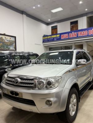 Xe Toyota Fortuner 2.7V 4x4 AT