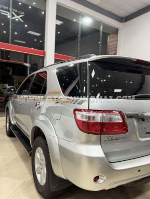 Xe Toyota Fortuner 2.7V 4x4 AT
