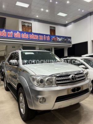 Xe Toyota Fortuner 2.7V 4x4 AT