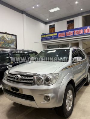 Xe Toyota Fortuner 2.7V 4x4 AT