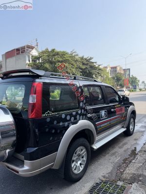 Xe Ford Everest 2.5L 4x4 MT