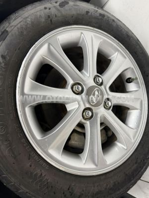 Xe Hyundai i10 Grand 1.0 MT