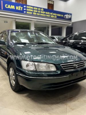 Xe Toyota Camry GLi 2.2