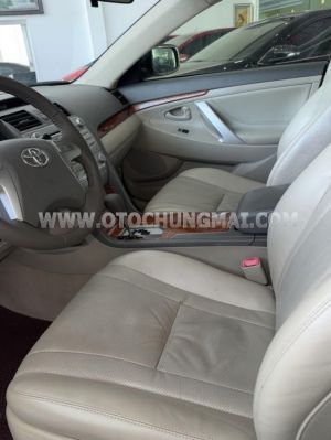Xe Toyota Camry 2.4G