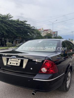 Xe Ford Laser GHIA 1.8 AT