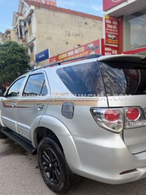 Xe Toyota Fortuner 2.5G